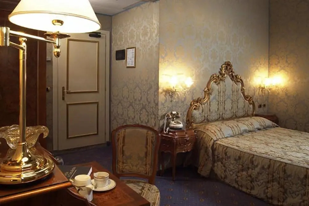 Hotel Al Ponte Antico - Chambres
