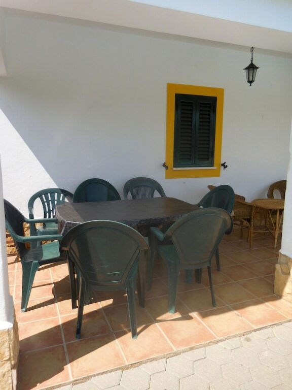 gallery_image_hidden_9