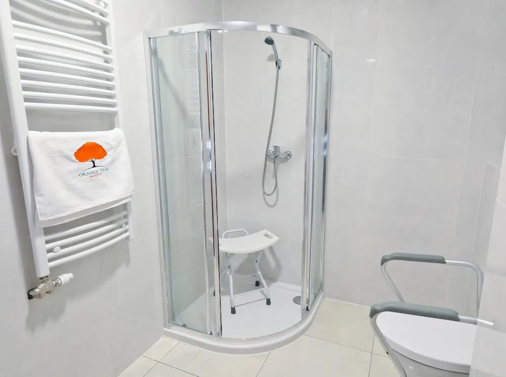 Comfort room