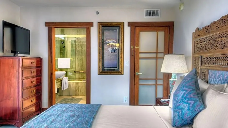 Dinah's Garden Hotel - Chambres
