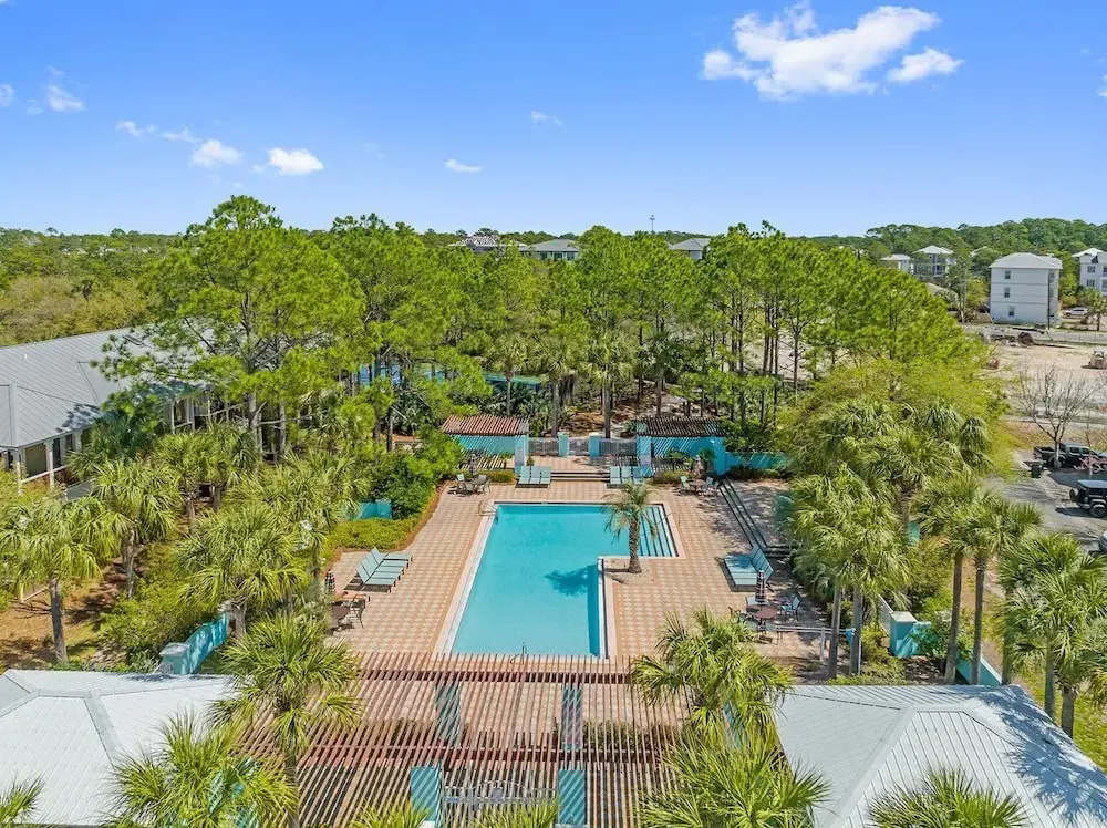 Modern Gulf Place Unit With Gulf Views & Amazing Amenities