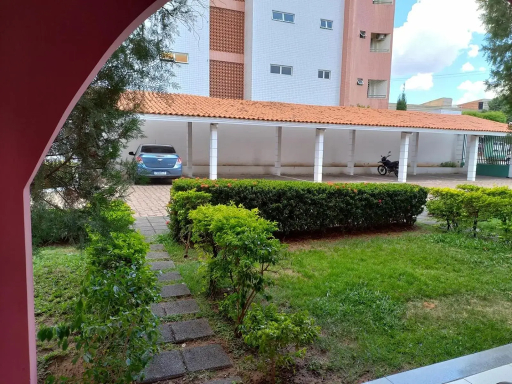 Casa condomínio 2 suítes