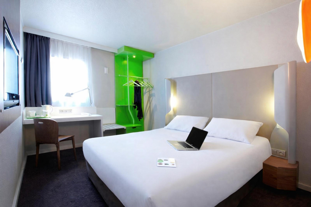 Campanile Valenciennes Ouest - Petite Foret - Chambres