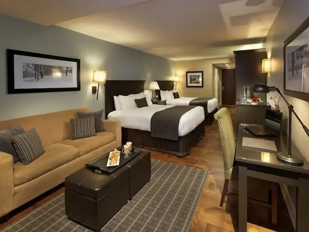 Premier room