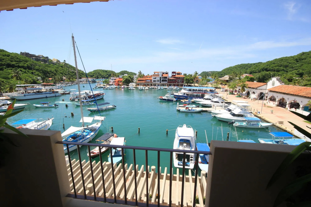 Beach & Waterfront