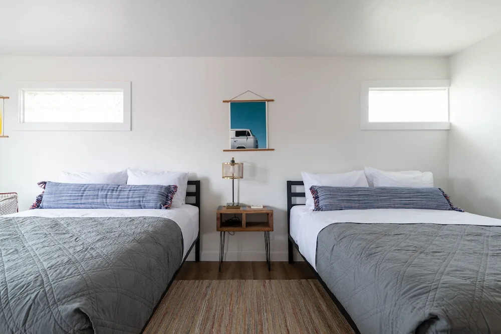 Spoke and Vine Motel by null