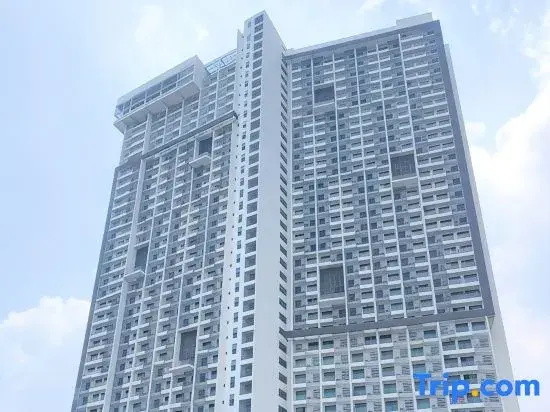 #CS9, Comfy Cybersquare Ensuite with Skyline View
