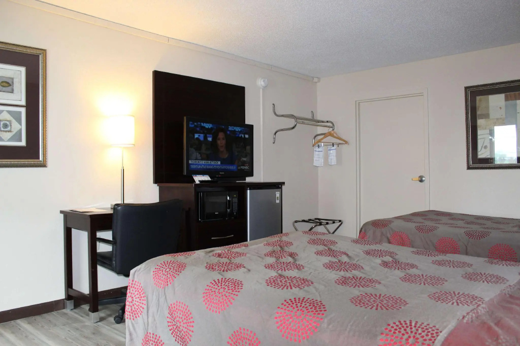 Quadruple Suite