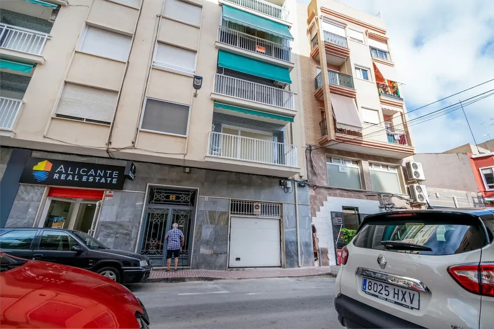203 Pola Port - Alicante Real Estate