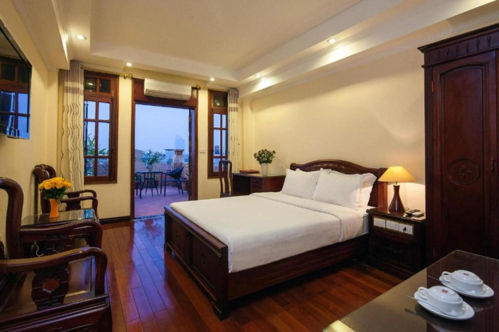 Отель Lucky 3 Hotel & Travel в Ханое