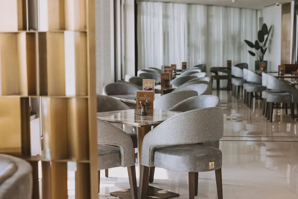 Food & Beverage
