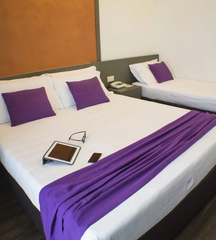 Standard Triple room with balcony