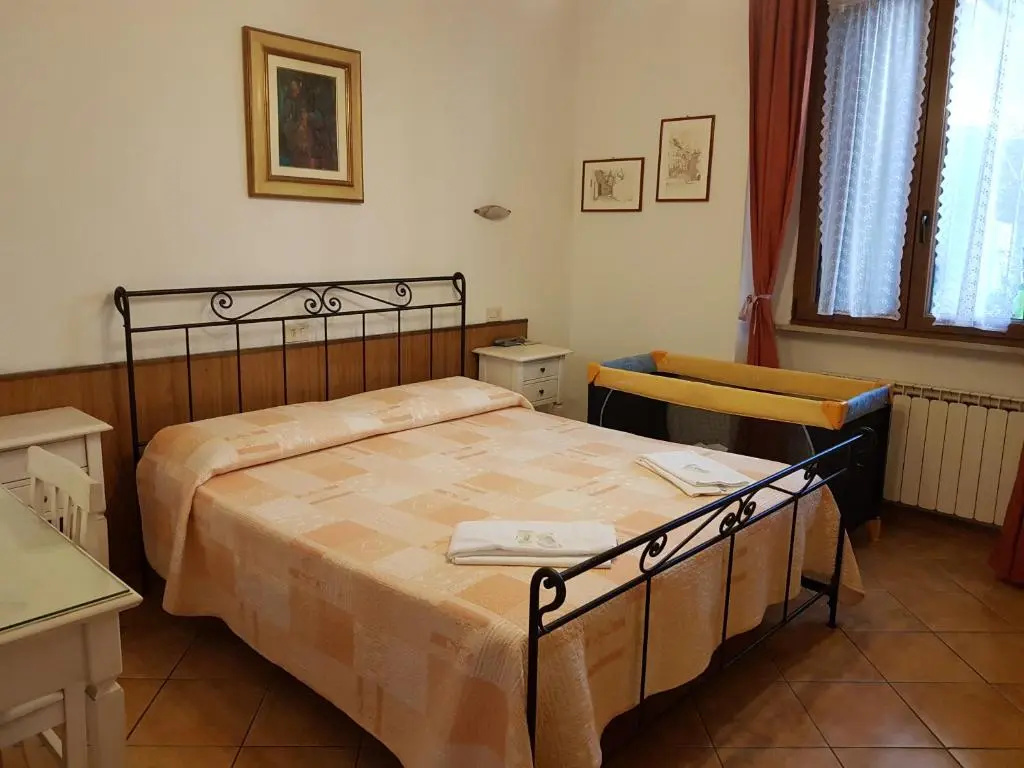 Superior Double room (full double bed)