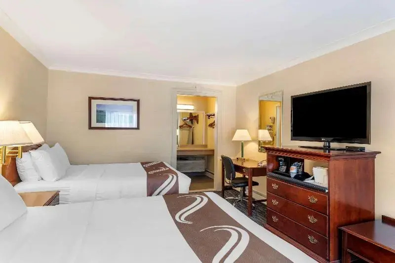 Quality Inn & Suites Garden of the Gulf - Chambres
