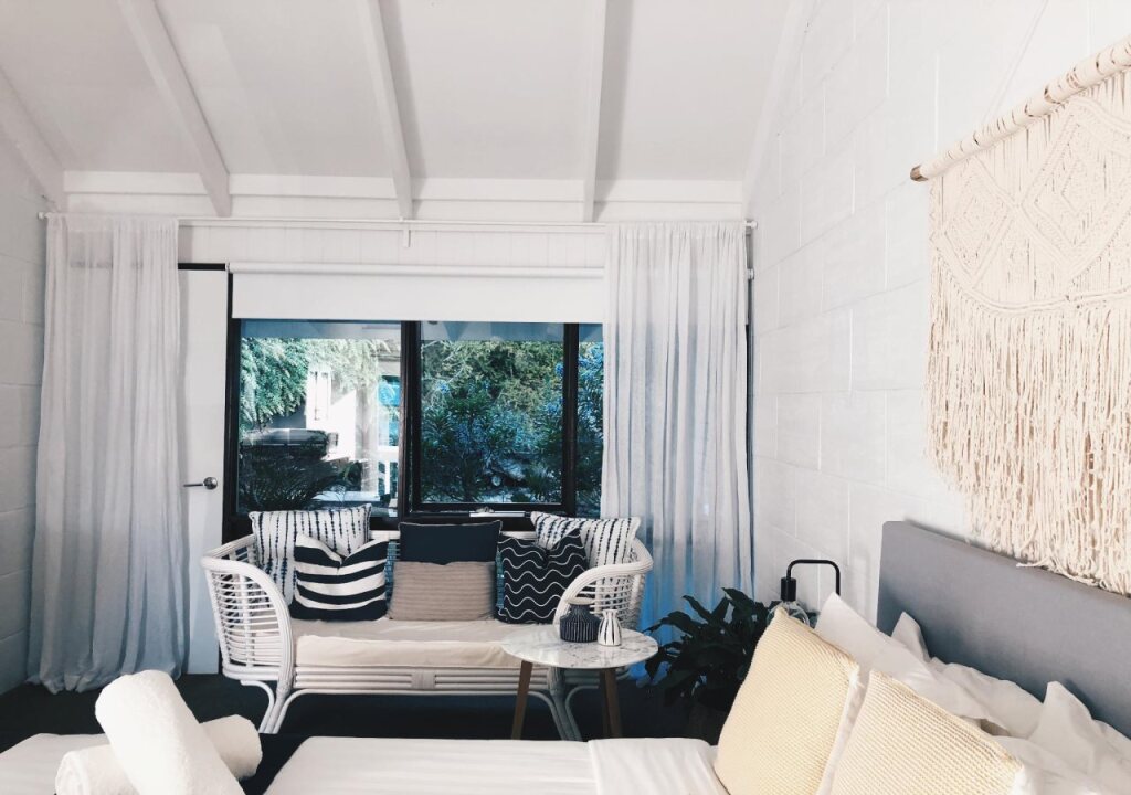 The Port O Call, Port Campbell by null