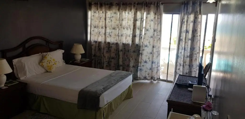 Kings Landing Hotel - Chambres
