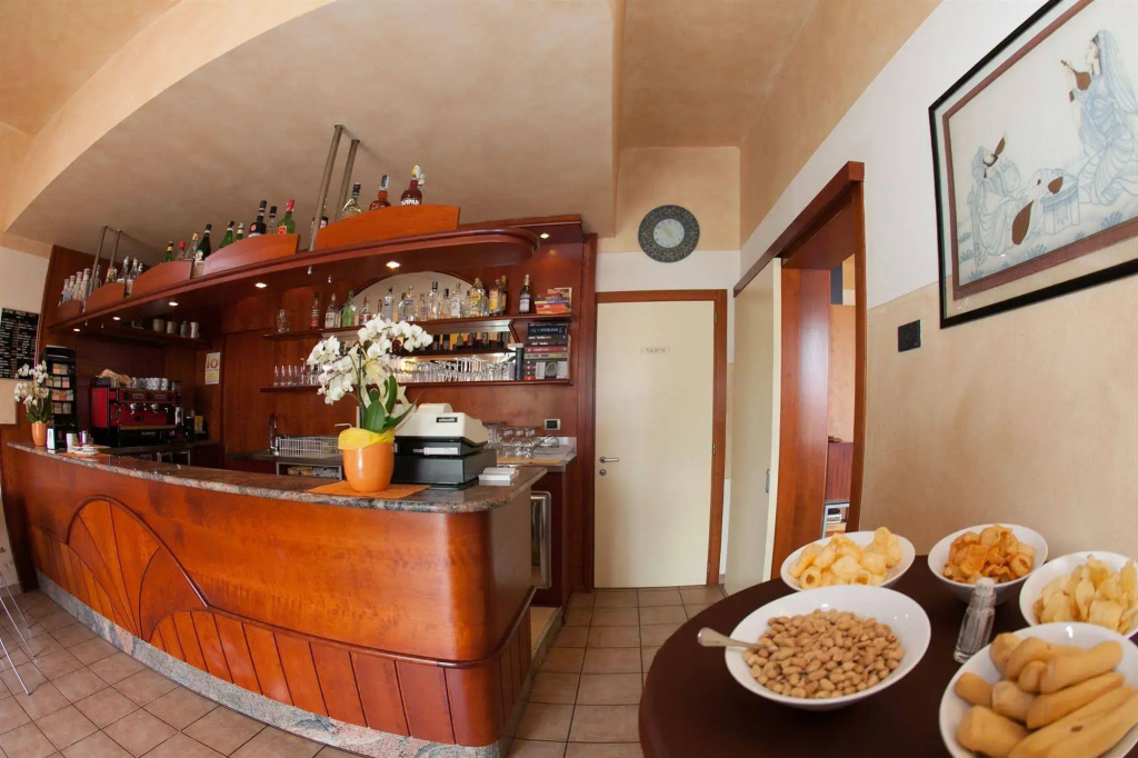 Hotel photo 15