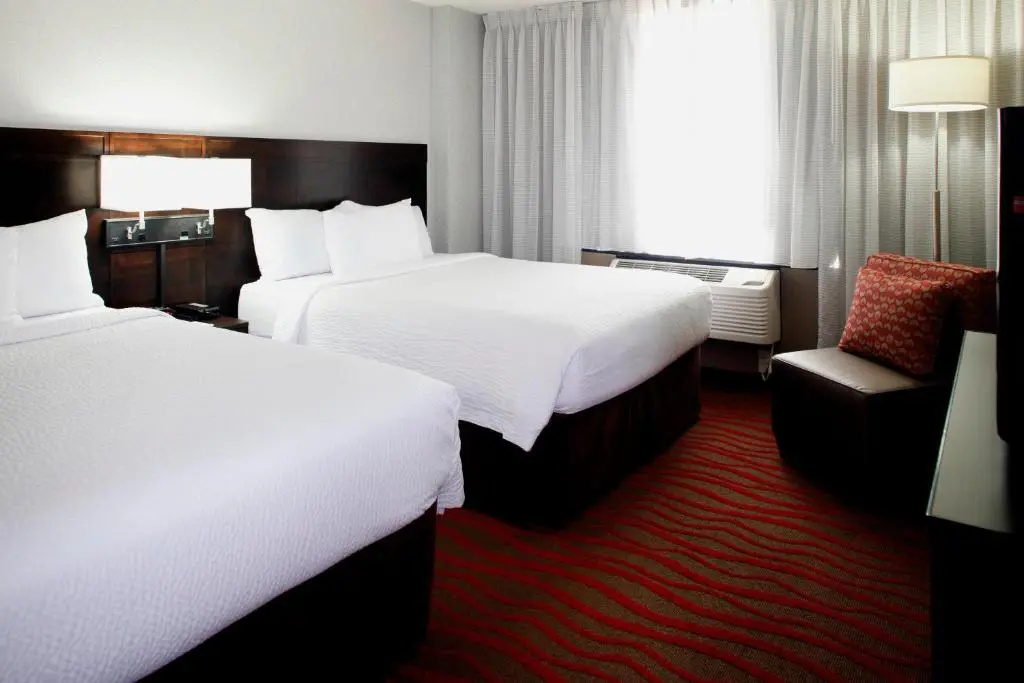 1 Bedroom Suite