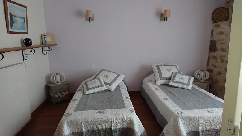 Standard Double room with garden view (twin beds)