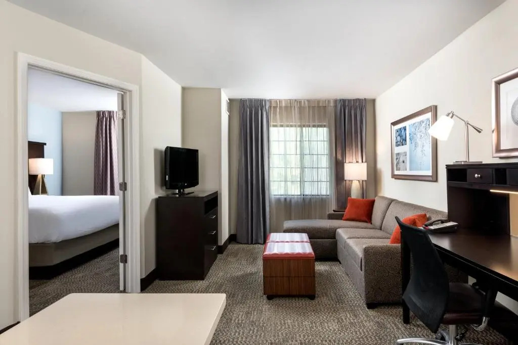 Staybridge Suites Chantilly - Dulles Airport by IHG - Chambres