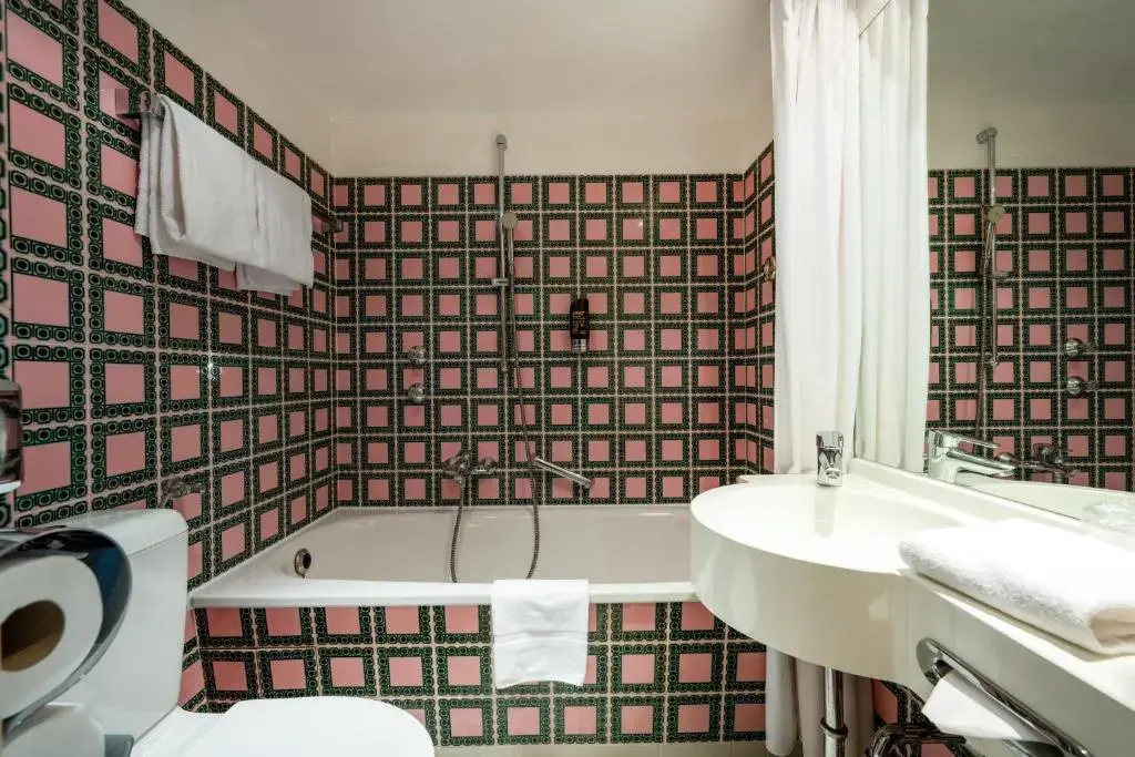Standard Double room (twin beds)