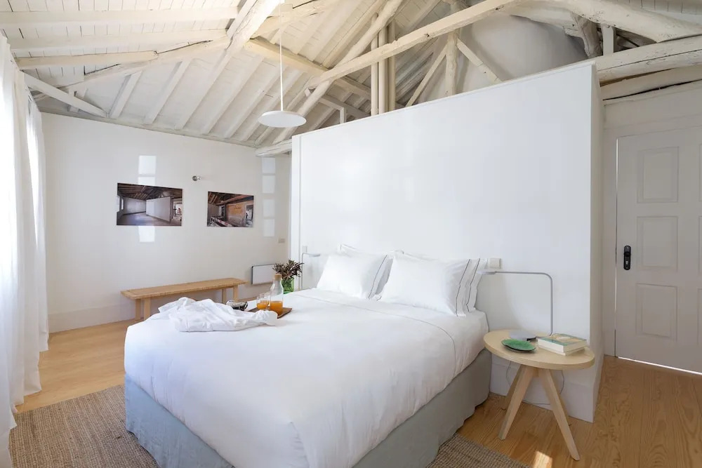 B28 Apartments by null
