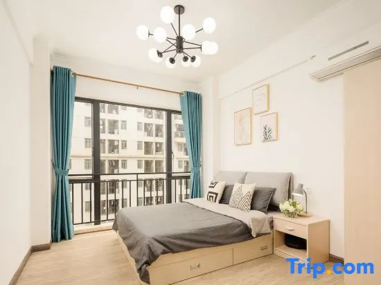 1 Bedroom Double Apartment full double bed
