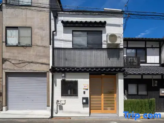 "Hanabi Tengachaya Ichibankan" Direct access to Namba, Dotonbori, Umeda, Kansai Airport!