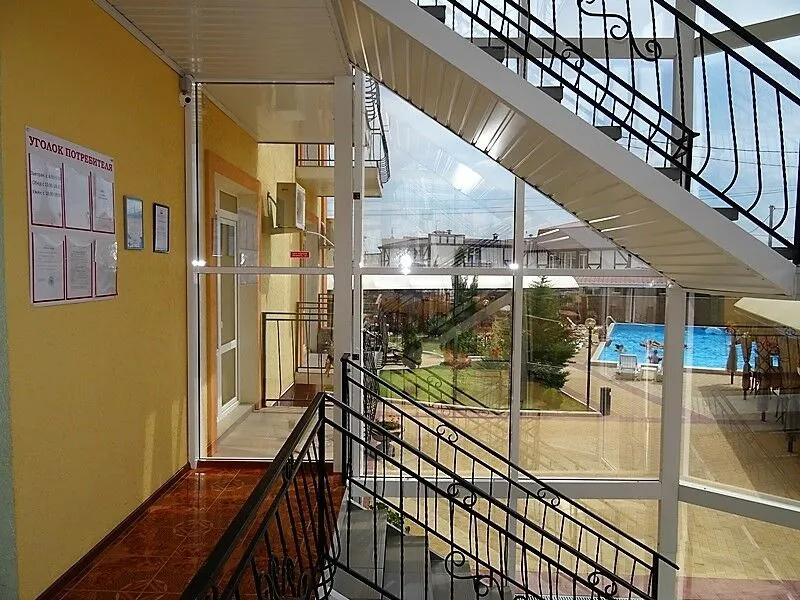 Balcony & Terrace