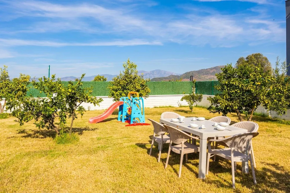 Villa Grand Yasar 1 With 4 Bedrooms and 4 Bathrooms