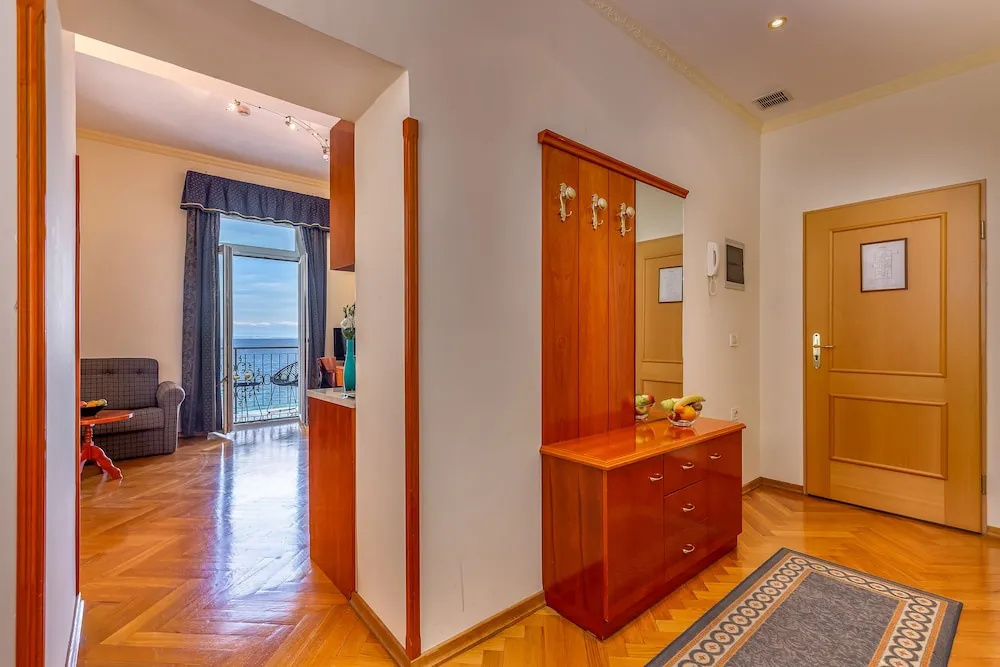 Standard Suite