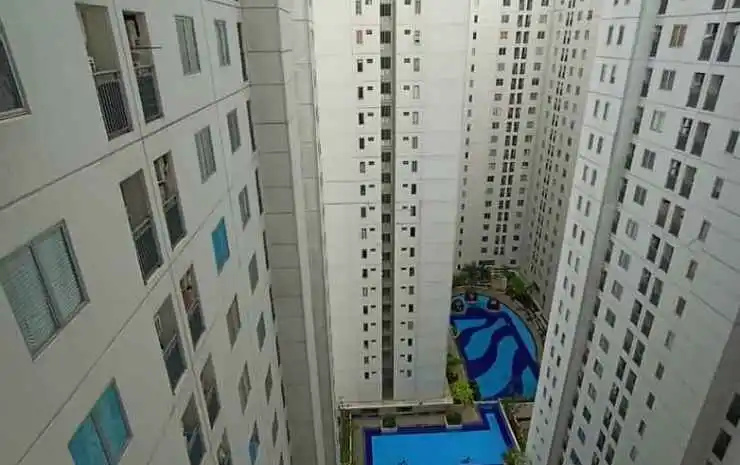 Apartment Bassura City by Travelibu