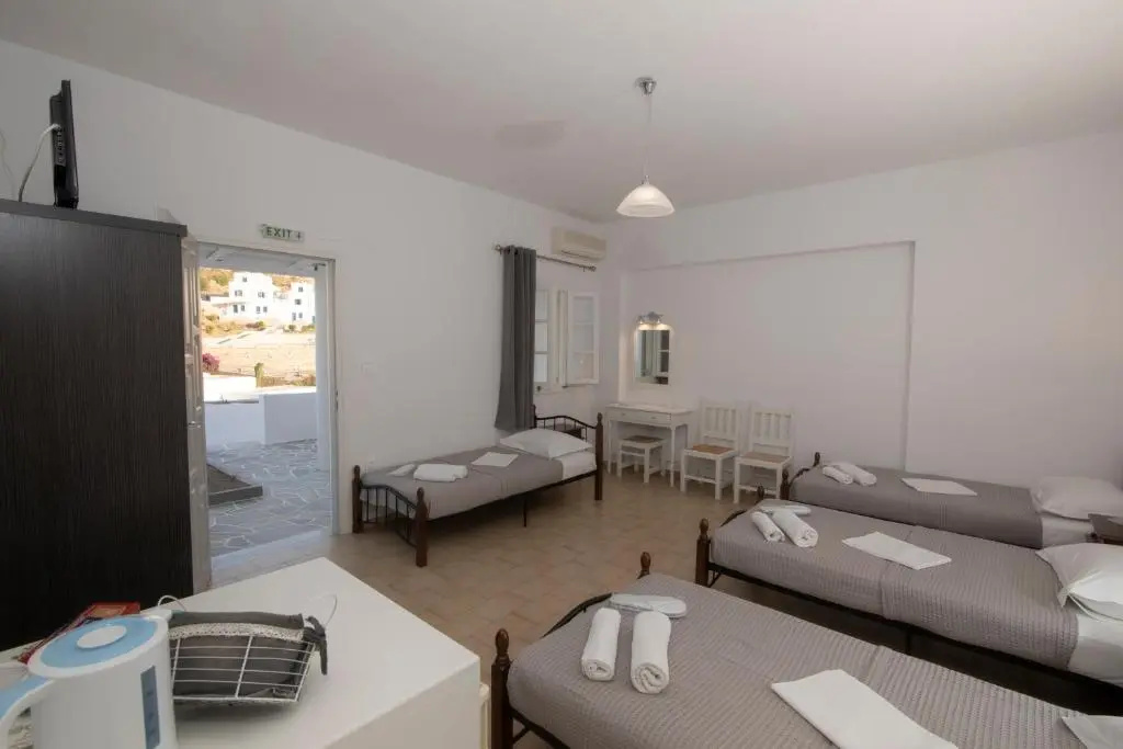 Standard Quadruple room with balcony