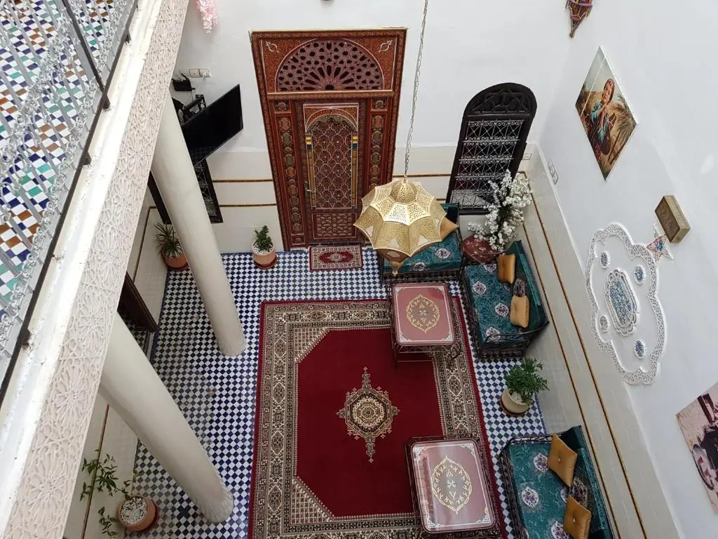 Deluxe Double room (full double bed)