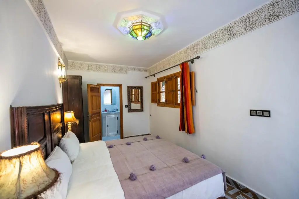 Deluxe Double room (full double bed)