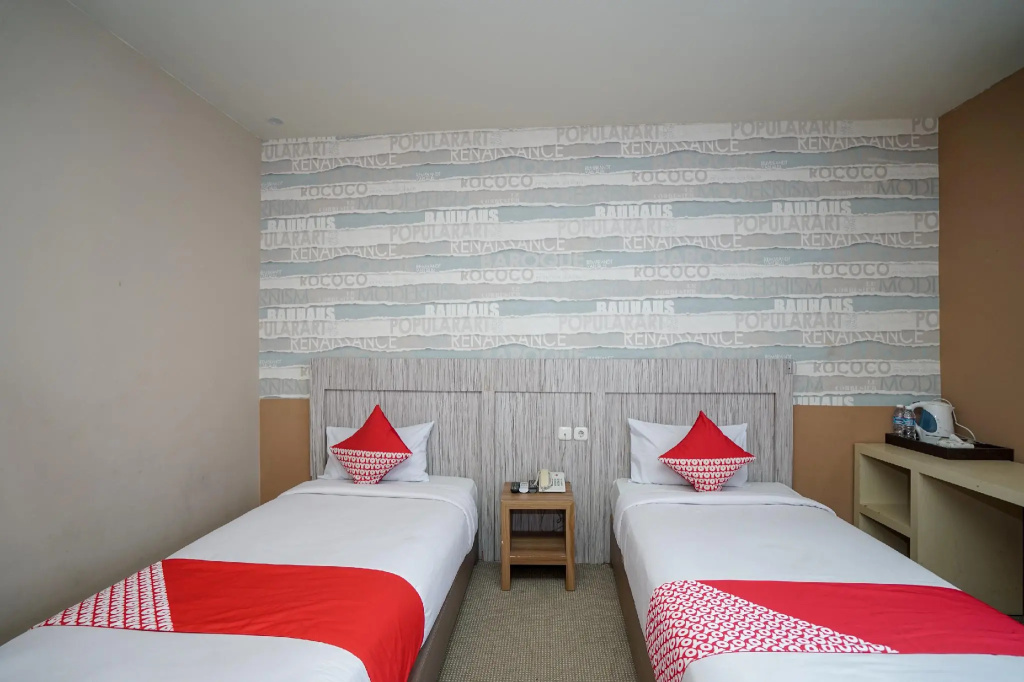 Deluxe Double room (twin beds)