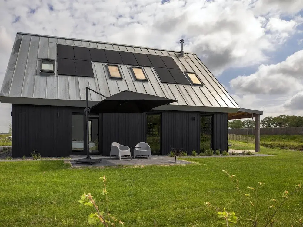 Beautiful Villa on the Water in Friesland