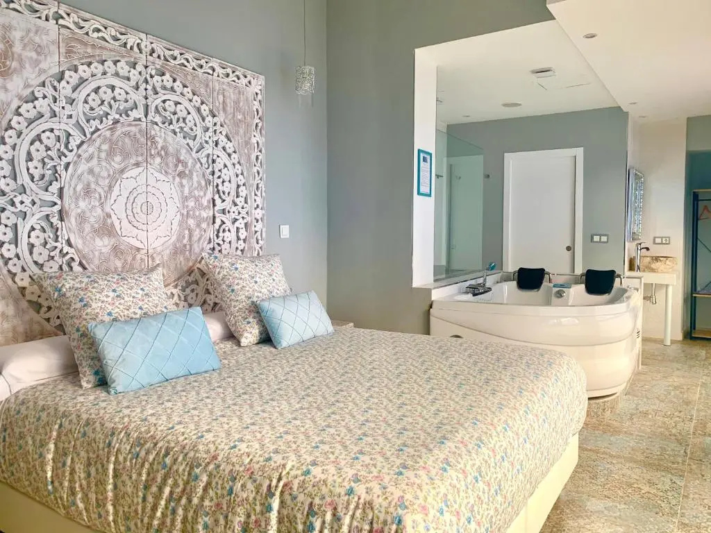 Jacuzzi Suite