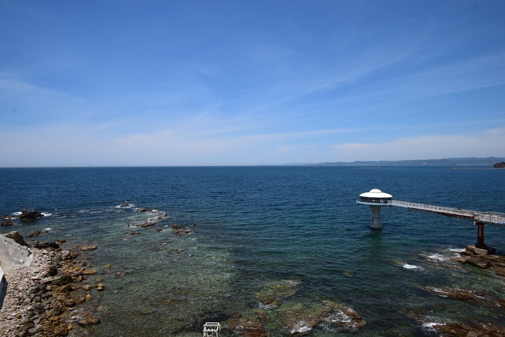 Beach & Waterfront