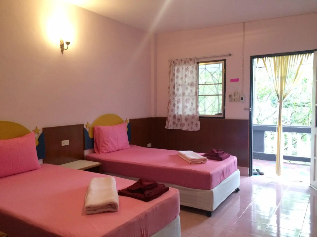 Standard Double room (twin beds)