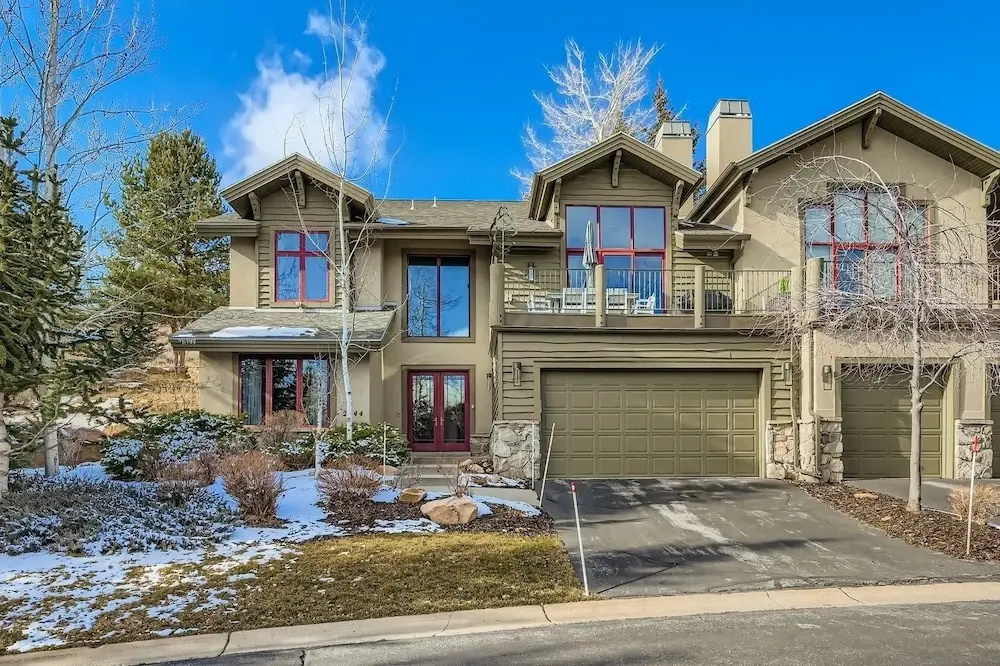 2744 The Cove! Modern Luxury Townhome With Hot Tub, Pool, And Shuttle To The Slopes! 4 Bedroom Home