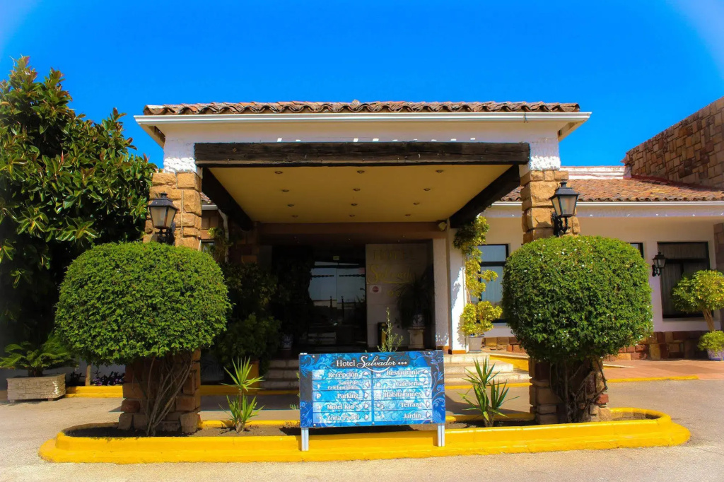 Salvador Hotel