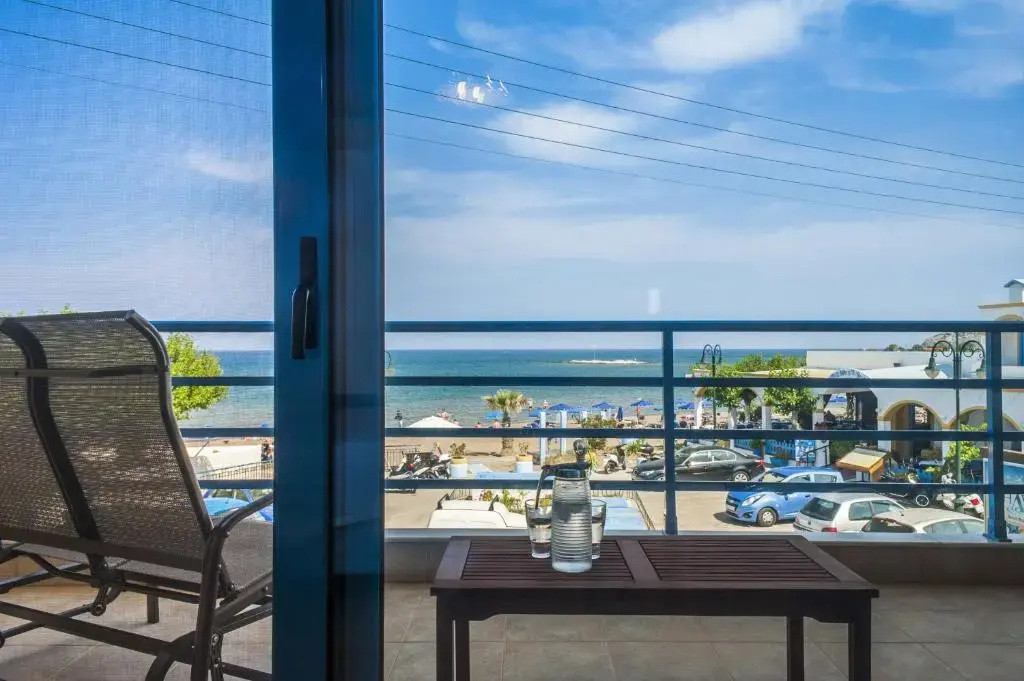 Standard Double room with sea view (full double bed)
