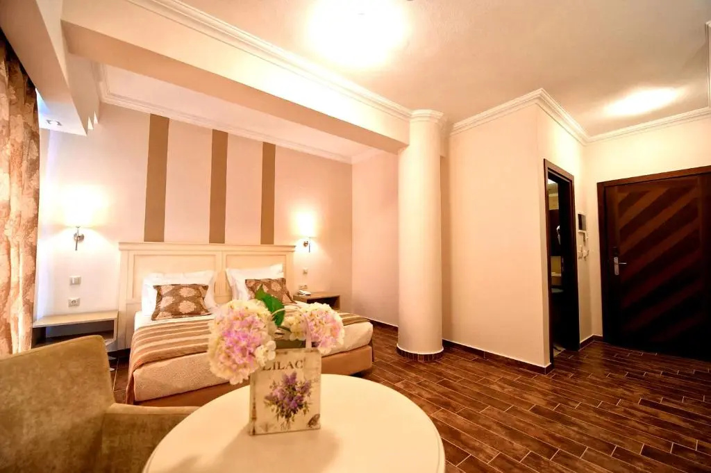 Enastron View Hotel - Chambres
