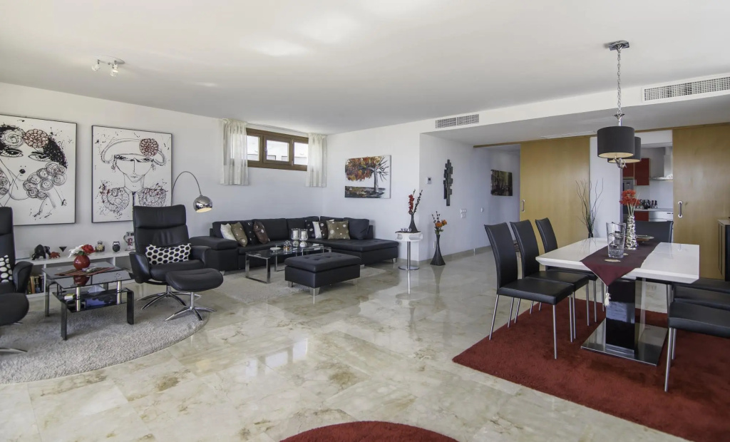 28039 - Great penthouse near beach