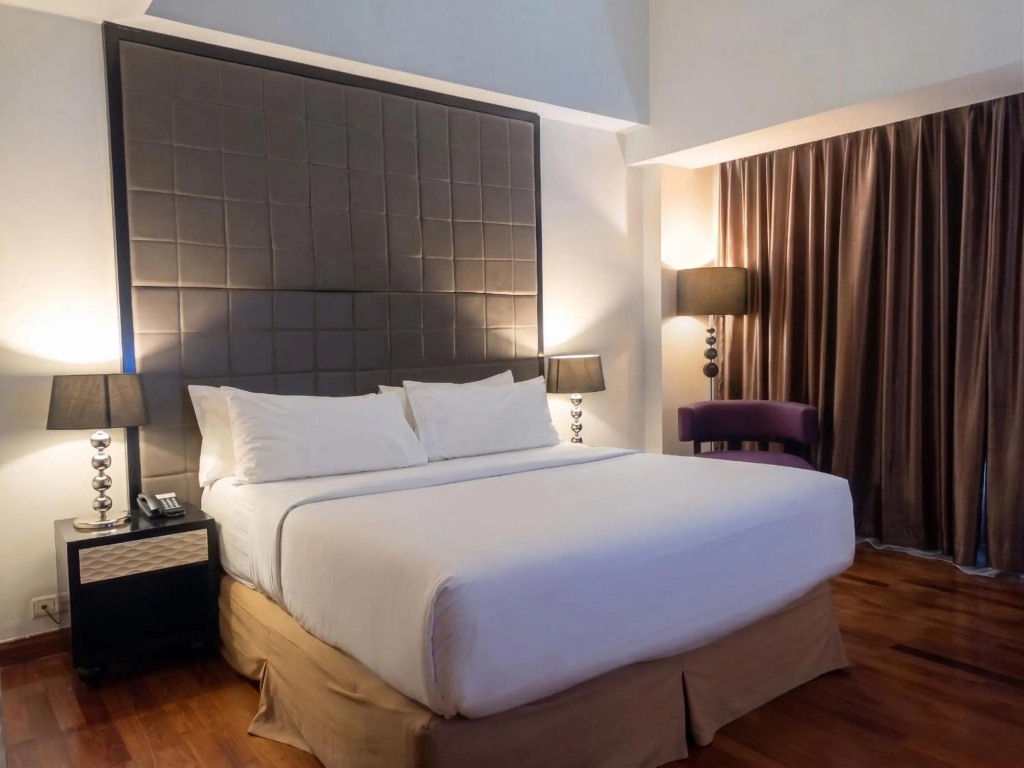 Diradja Hotel — 4