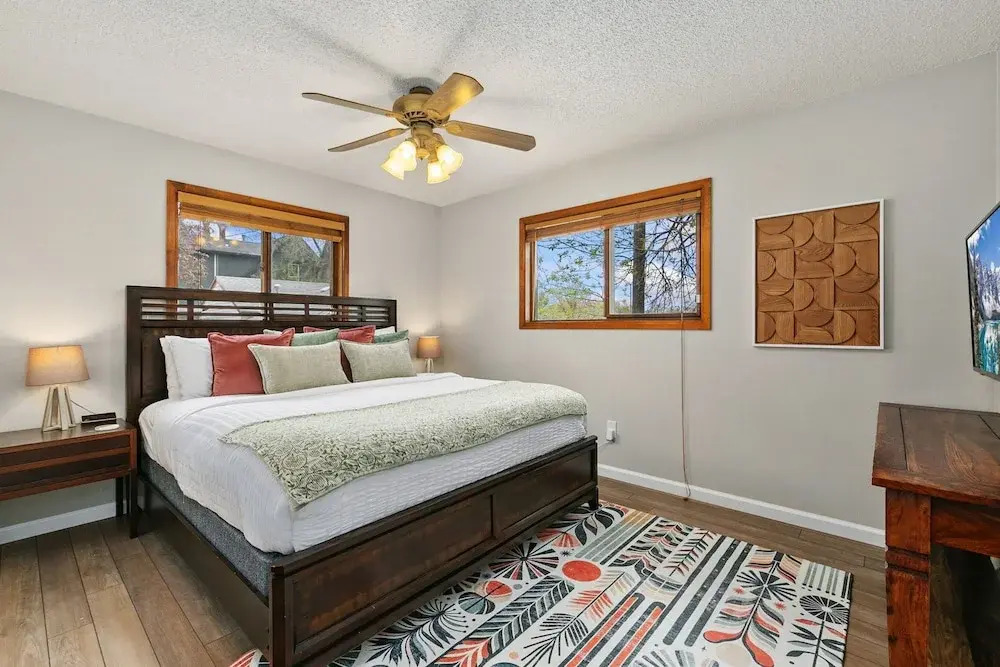 Old Town Basecamp 6 Blocks to Old Town Square — фото 4