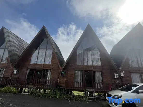 Padangsari Cabin House