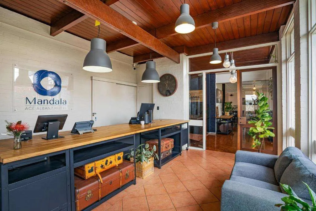 Mandala Ace Albany Hotel – Bild 2