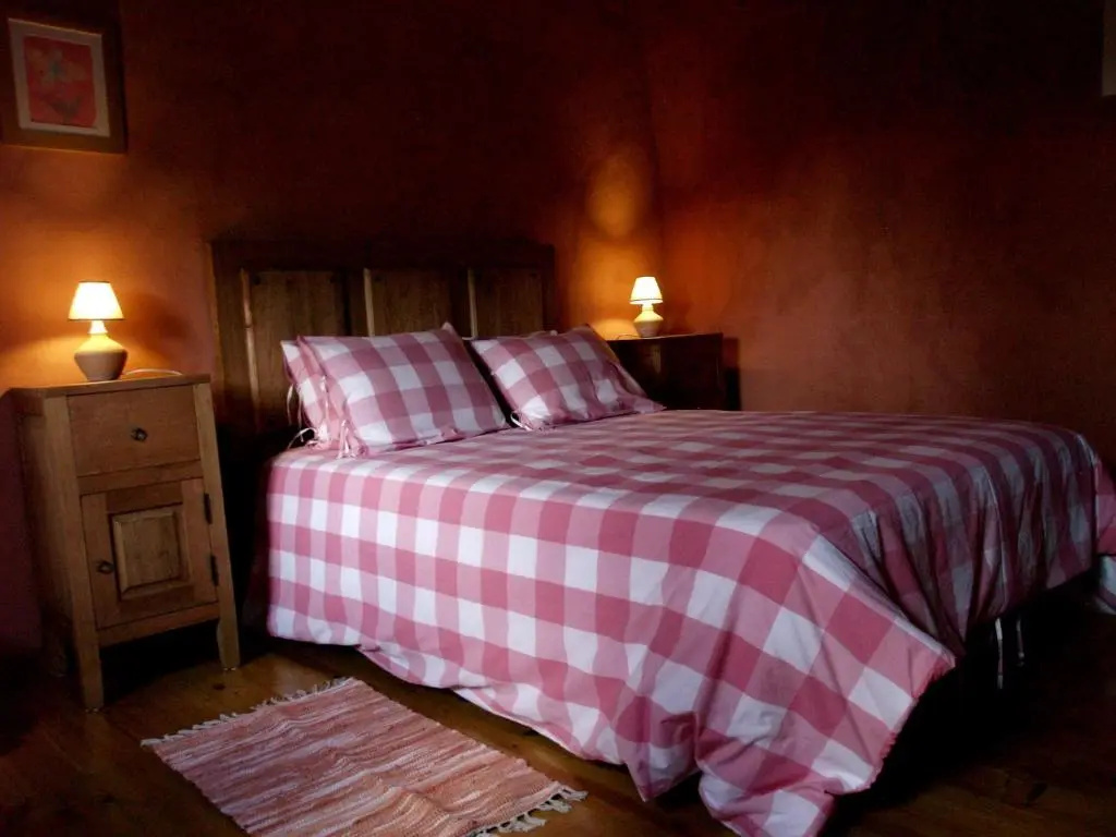 2 Bedrooms Cottage